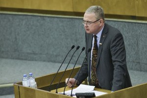 «Нам всё МРОТ да МРОТ, а народ всё мрёт да мрёт». Вредители в кабинетах власти?