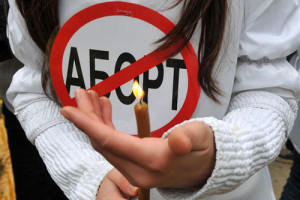 Морализаторам пора вылезти из женских трусов