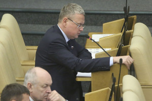 Когда мы услышим крики: «Не голосуем!», – пожалуйста, подумайте о тех, кому мы будем сейчас ломать жизни