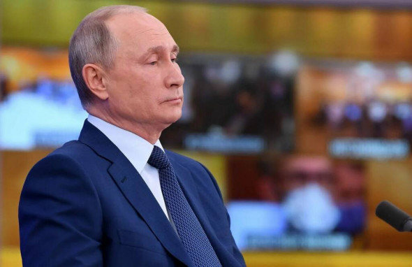Что стоит за переносом послания президента Путина к Федеральному собранию?